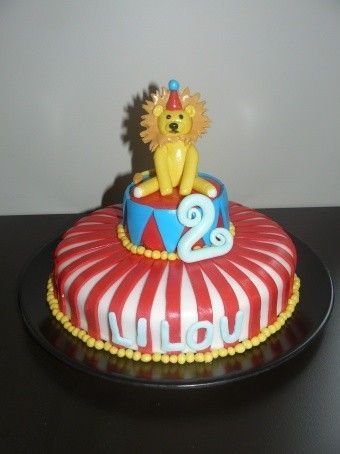 Gâteau d'anniversaire "Le lion du cirque"