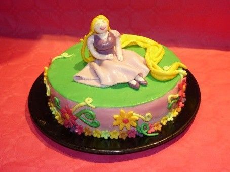 Gâteau d'anniversaire "Raiponse"