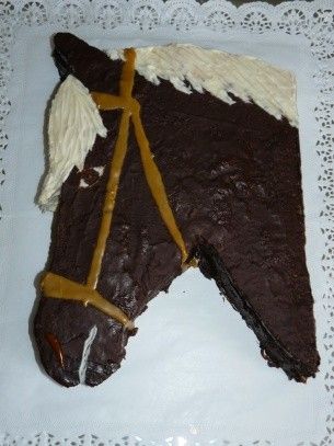 Gâteau anniversaire cheval